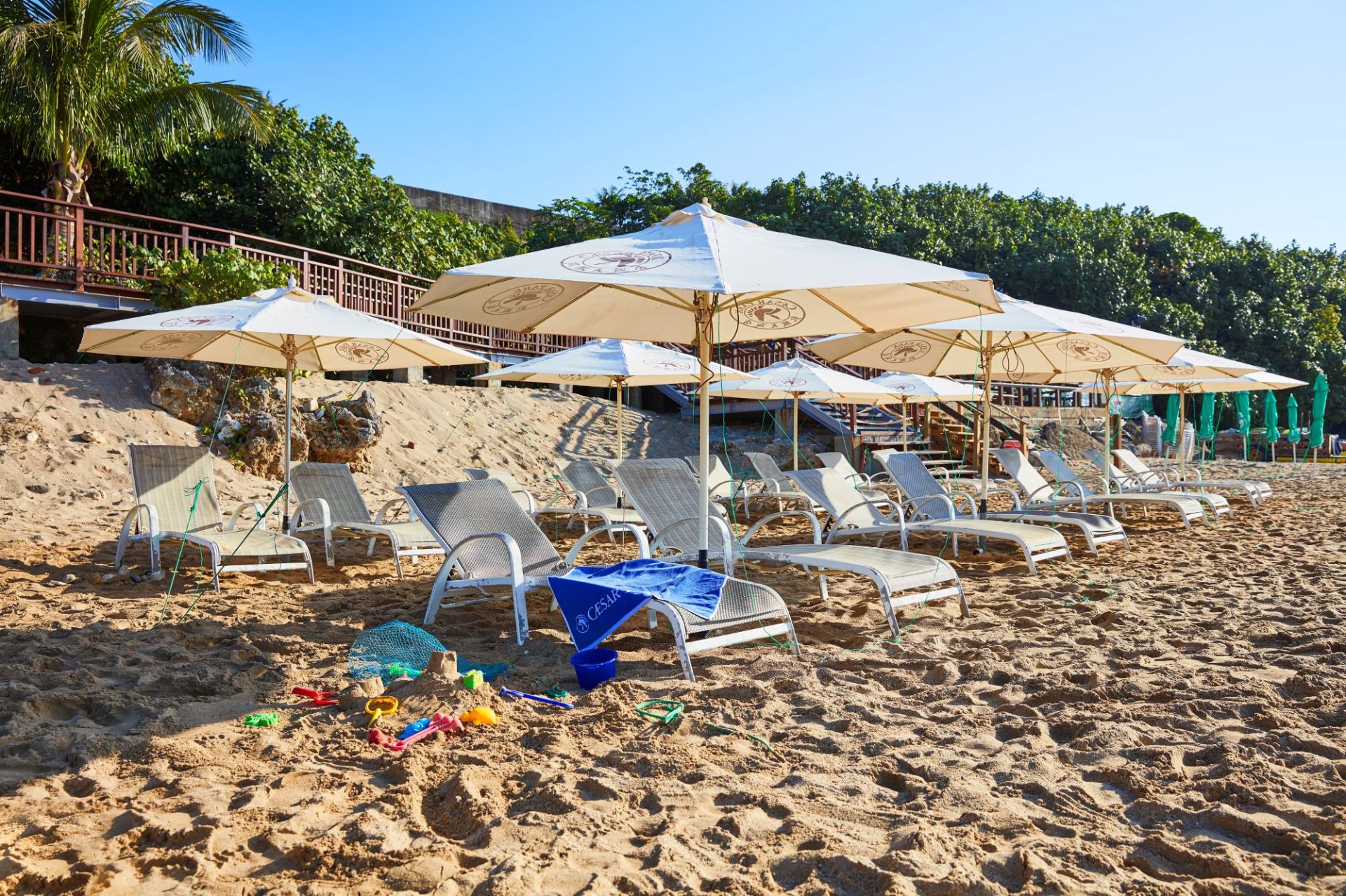 墾丁凱撒小灣沙灘