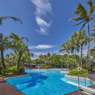 墾丁凱撒椰林泳池